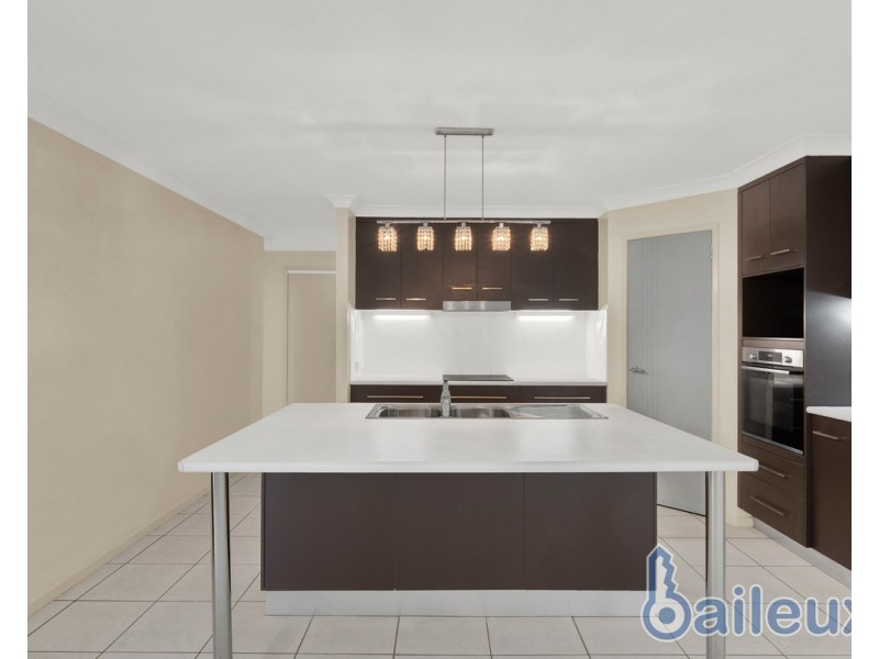 27 Turnbuckle Street, Shoal Point QLD 4750