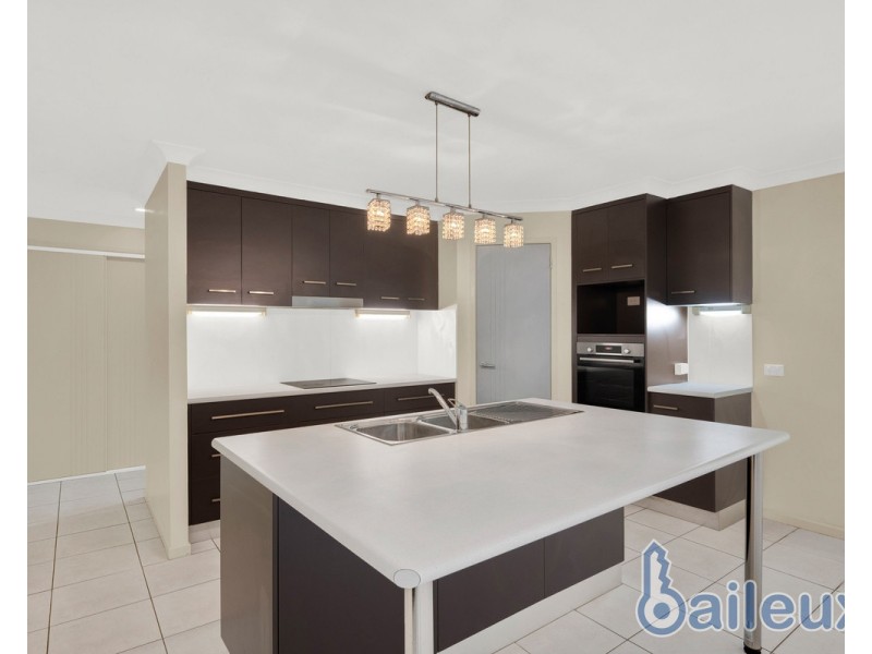 27 Turnbuckle Street, Shoal Point QLD 4750