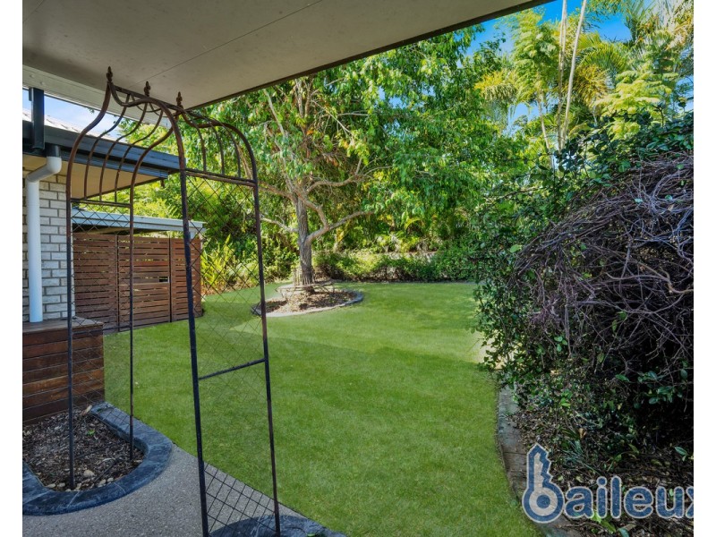 27 Turnbuckle Street, Shoal Point QLD 4750