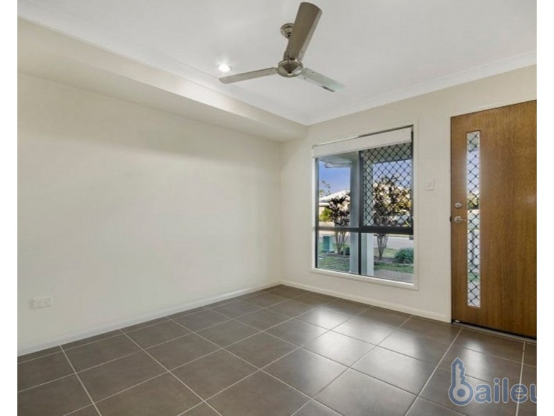 15 Biscayne Street, Burdell QLD 4818