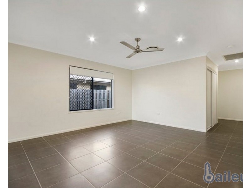 15 Biscayne Street, Burdell QLD 4818