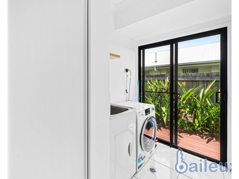 15 Elgans Parade, Rural View QLD 4740