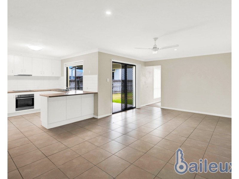 18 Monterrico Circuit, Beaconsfield QLD 4740