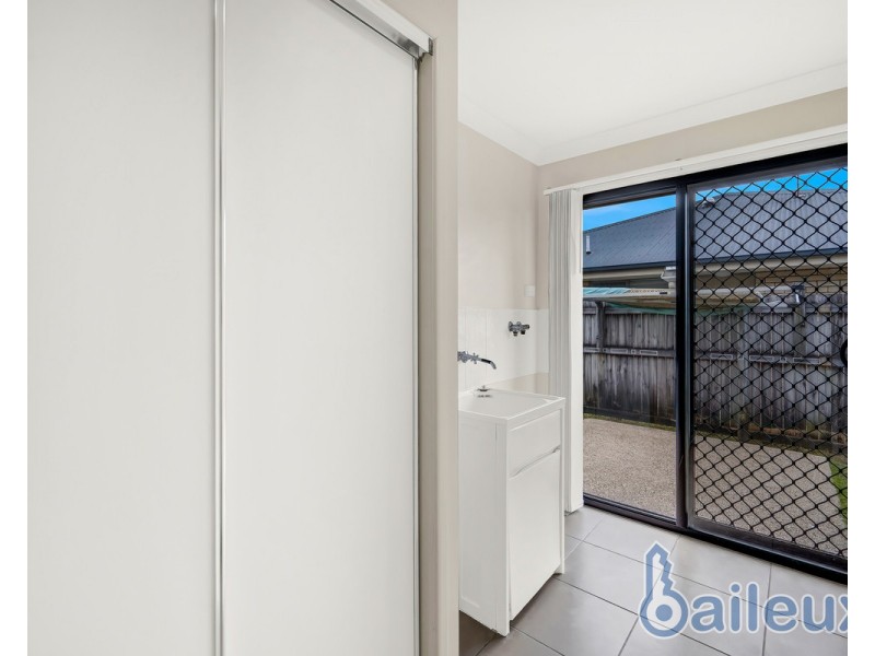 18 Monterrico Circuit, Beaconsfield QLD 4740