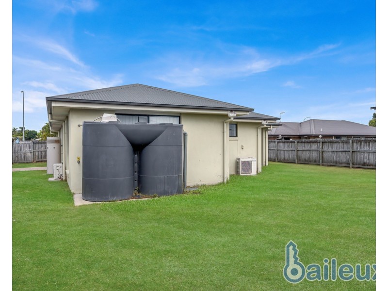 18 Monterrico Circuit, Beaconsfield QLD 4740