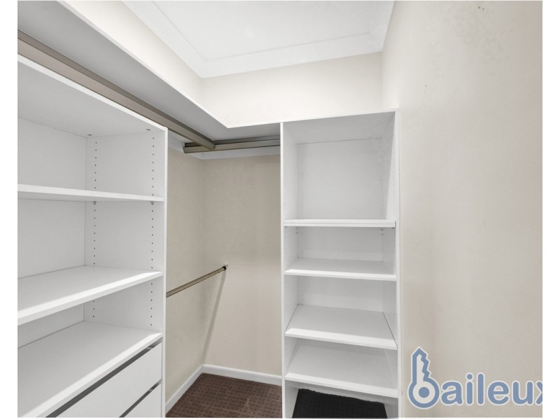 4 Highcrest Court, Bucasia QLD 4750