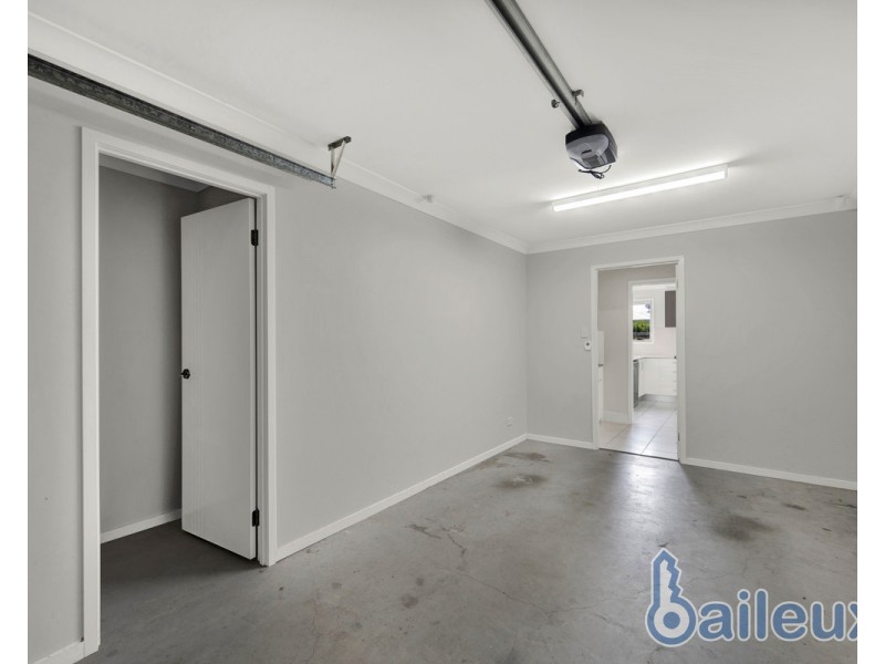 2/7 Webb Court, Rural View QLD 4740