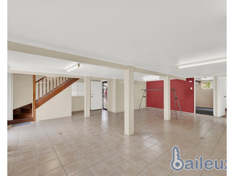 13 Swift Street, Slade Point QLD 4740