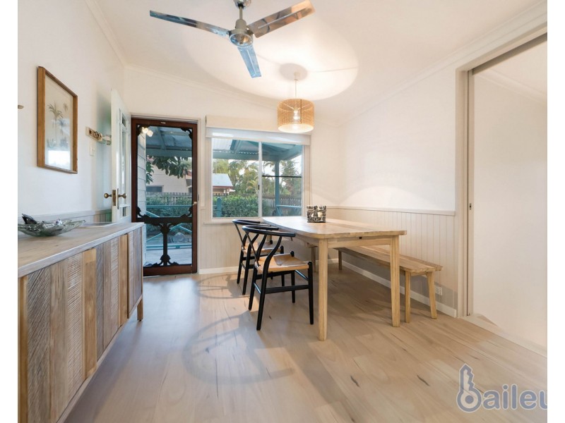 6 Sandpiper Court, Slade Point QLD 4740