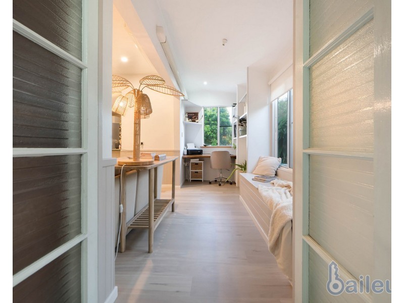 6 Sandpiper Court, Slade Point QLD 4740