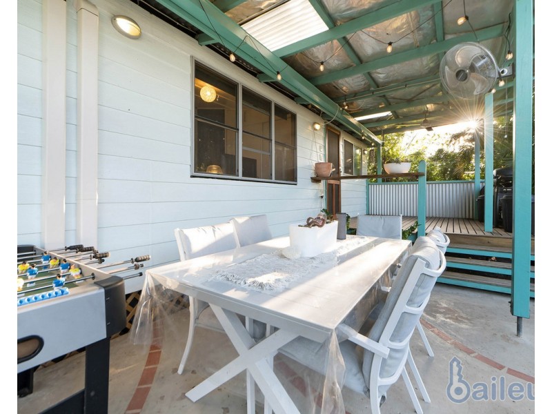 6 Sandpiper Court, Slade Point QLD 4740