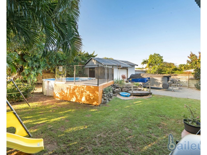 6 Sandpiper Court, Slade Point QLD 4740