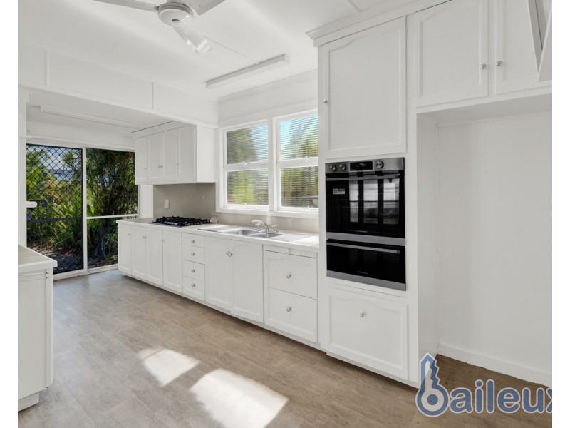 22 Stockbridge Street, West Mackay QLD 4740