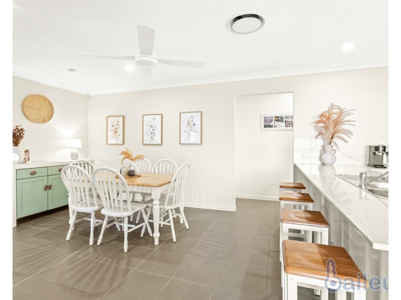 18 Burge Court, Glenella QLD 4740