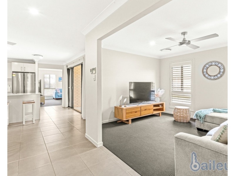 18 Burge Court, Glenella QLD 4740