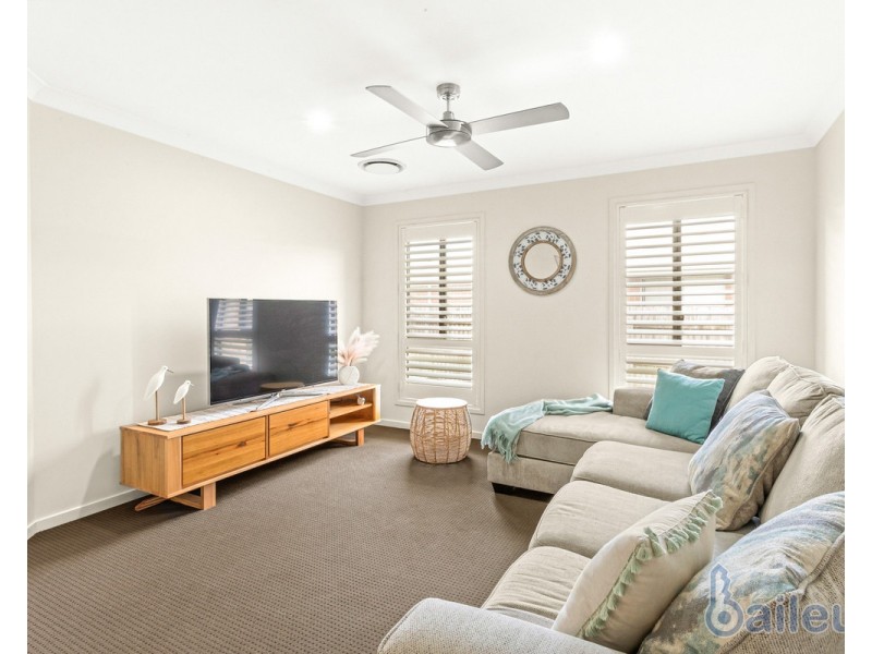 18 Burge Court, Glenella QLD 4740