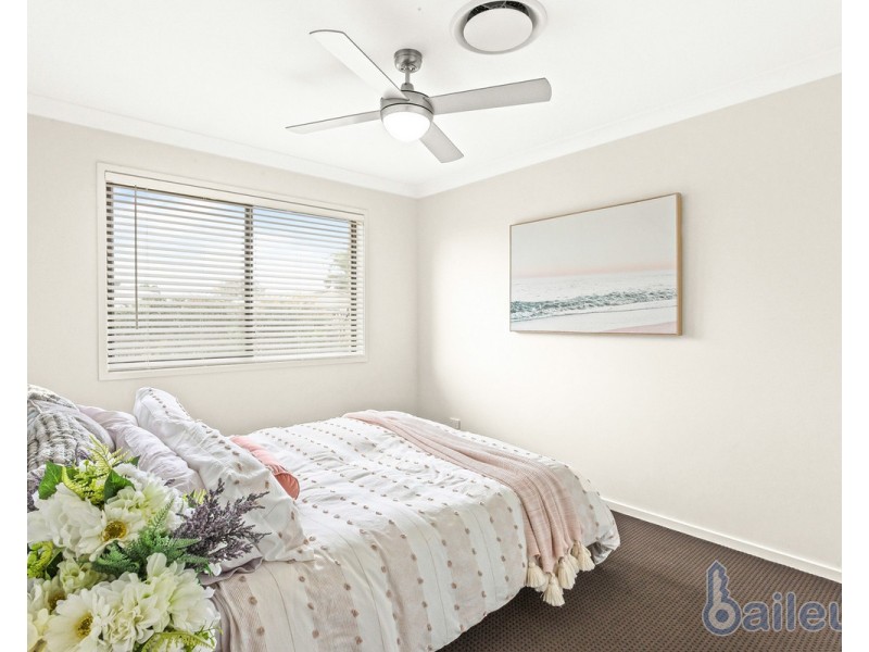 18 Burge Court, Glenella QLD 4740