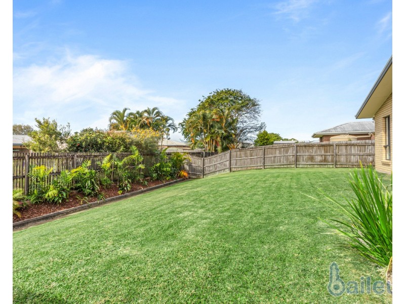 18 Burge Court, Glenella QLD 4740