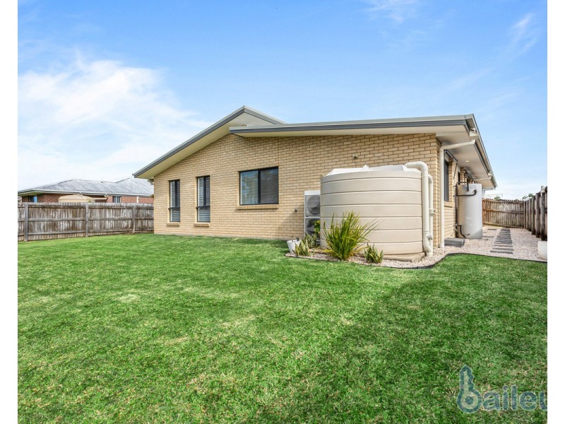 18 Burge Court, Glenella QLD 4740