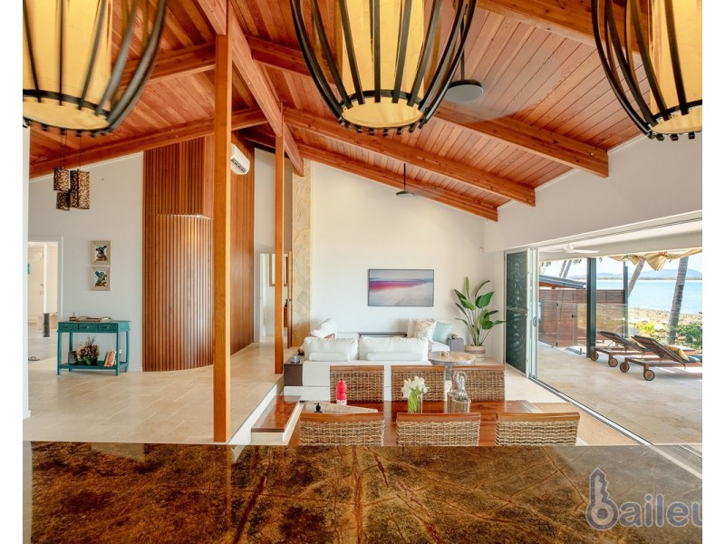 74 Ocean Avenue, Slade Point QLD 4740