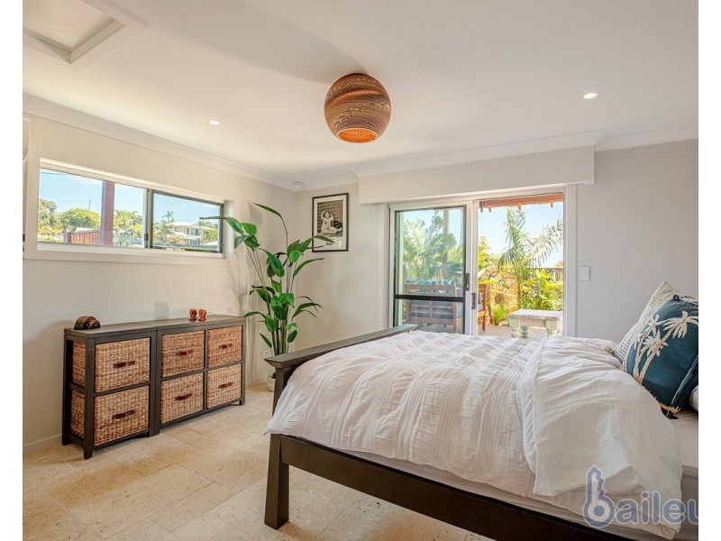 74 Ocean Avenue, Slade Point QLD 4740
