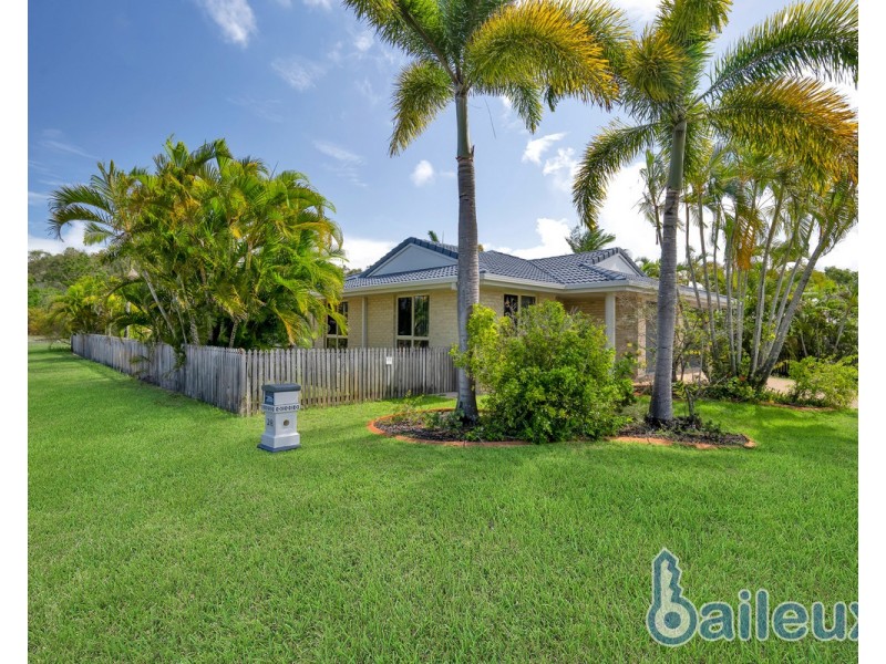 28 Freeman Avenue, Slade Point QLD 4740