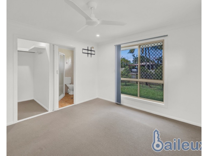 28 Freeman Avenue, Slade Point QLD 4740
