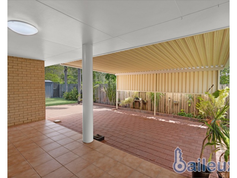 28 Freeman Avenue, Slade Point QLD 4740