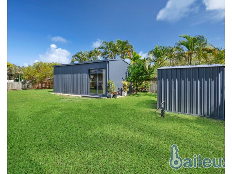28 Freeman Avenue, Slade Point QLD 4740