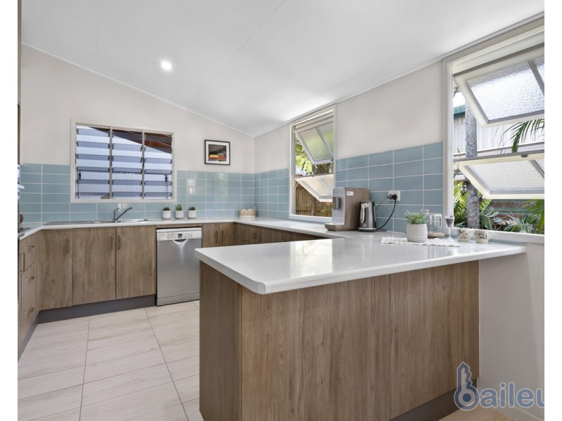 2 Turner Avenue, Bucasia QLD 4750