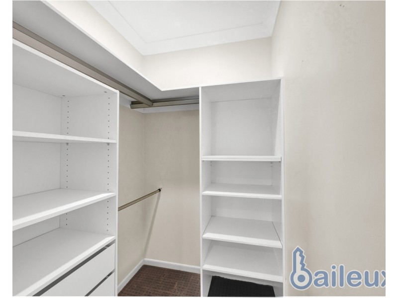 4 Highcrest Court, Bucasia QLD 4750