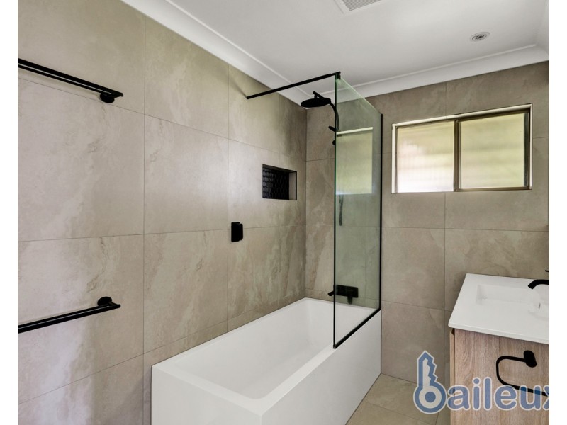 20 Hillside Terrace, Mount Pleasant QLD 4740