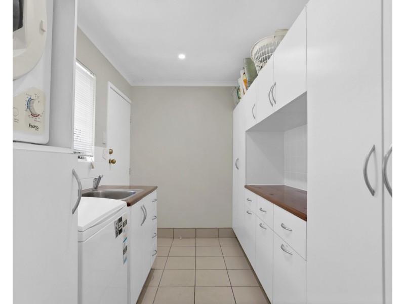 14 Quail Street, Slade Point QLD 4740