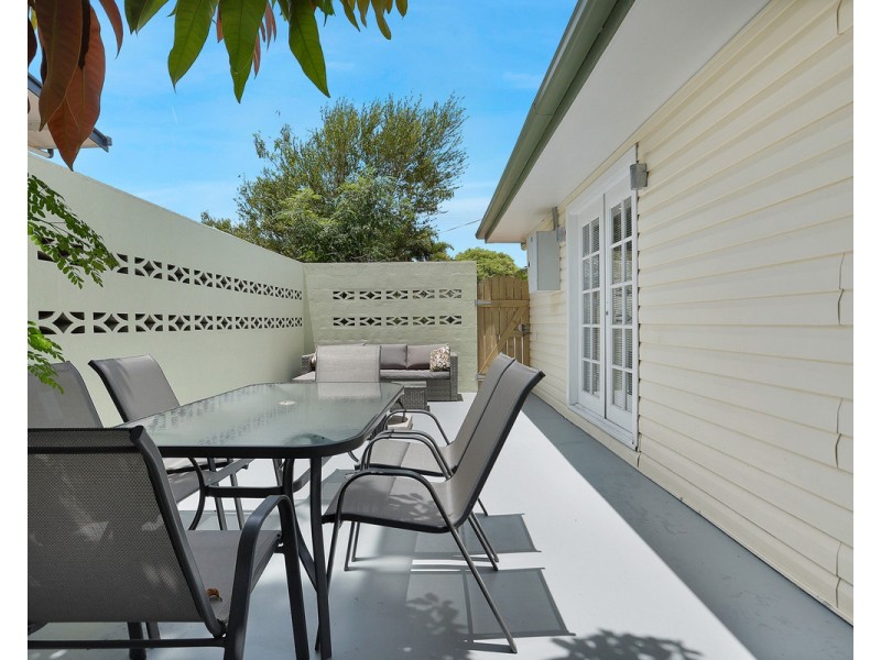 14 Quail Street, Slade Point QLD 4740