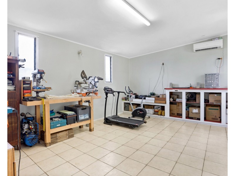 14 Quail Street, Slade Point QLD 4740