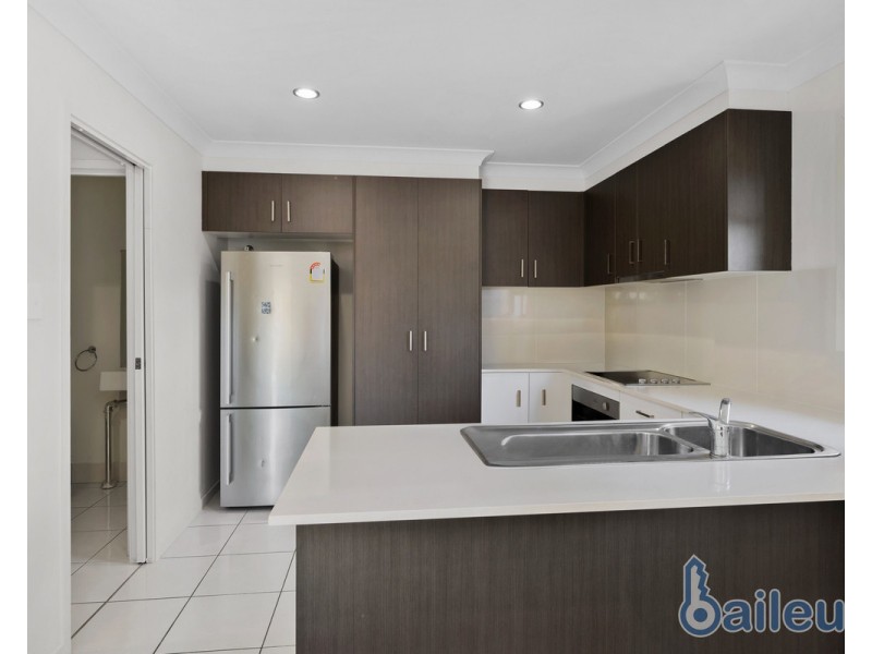 3/7 Webb Court, Rural View QLD 4740