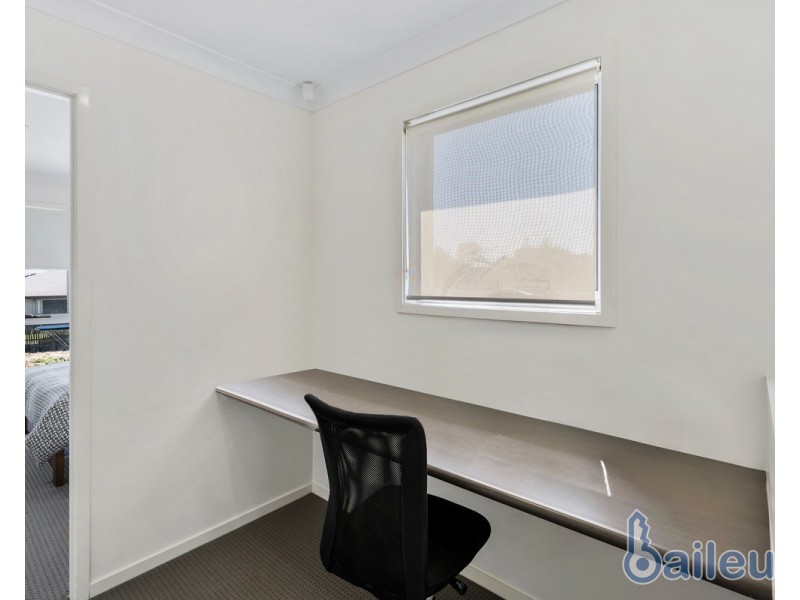 3/7 Webb Court, Rural View QLD 4740
