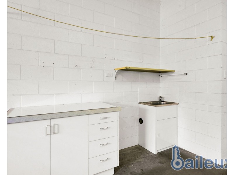 15 Dumfries Court, Beaconsfield QLD 4740