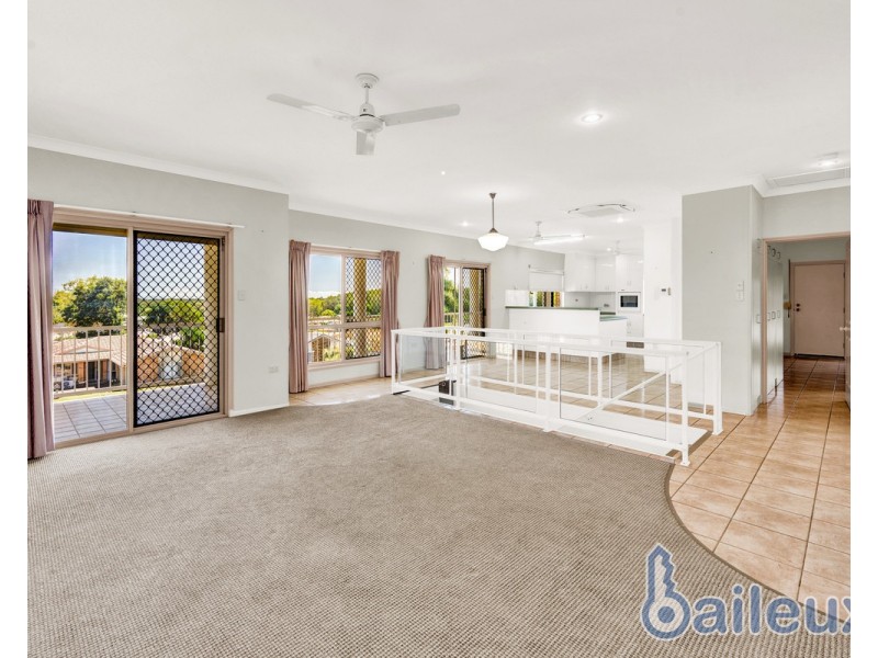 15 Dumfries Court, Beaconsfield QLD 4740