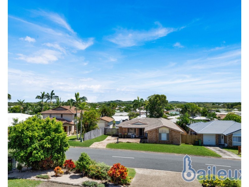 15 Dumfries Court, Beaconsfield QLD 4740