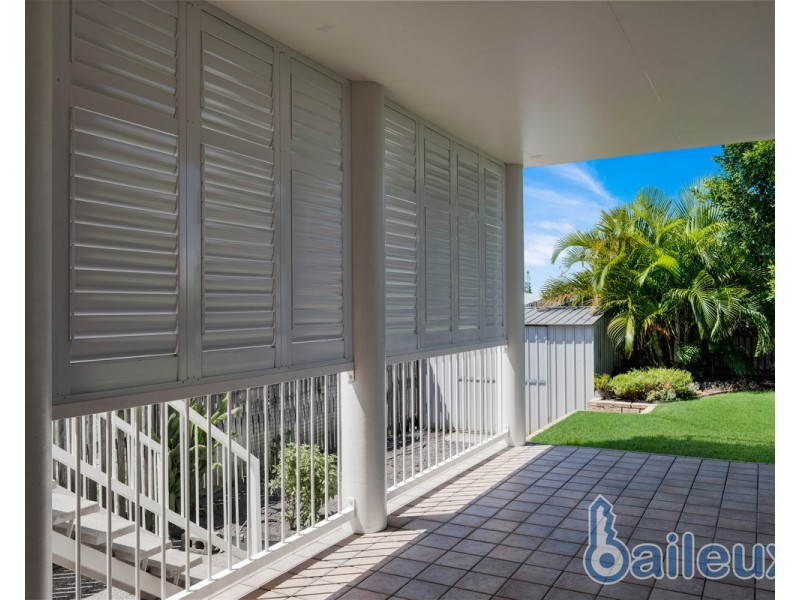 15 Dumfries Court, Beaconsfield QLD 4740