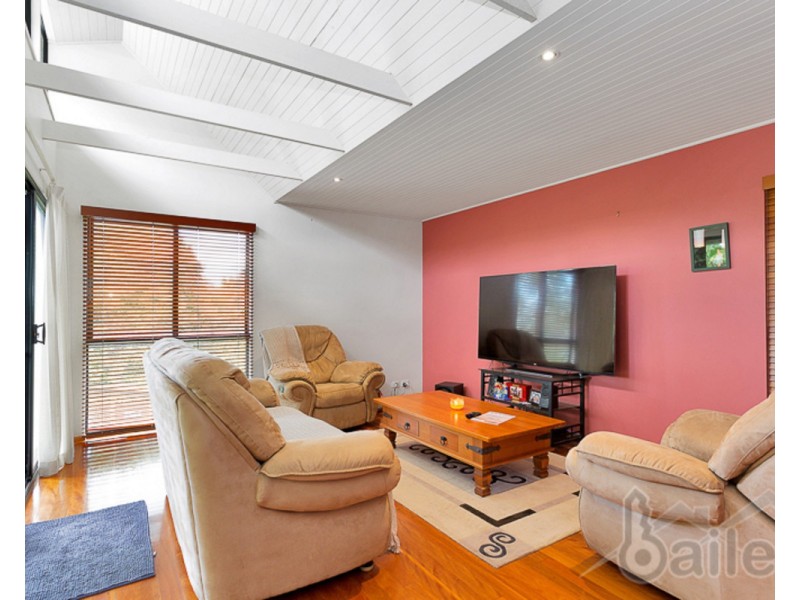 174 Waverley Street, Bucasia QLD 4750