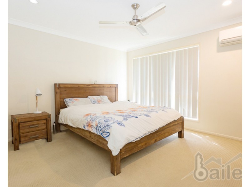1/8 Galleon Circuit, Bucasia QLD 4750