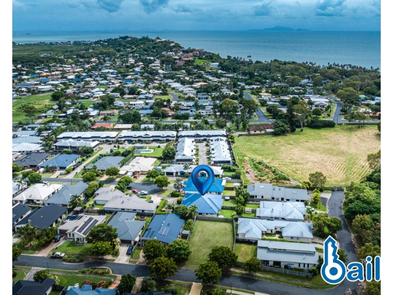 1/14 Bilgola Place, Blacks Beach QLD 4740