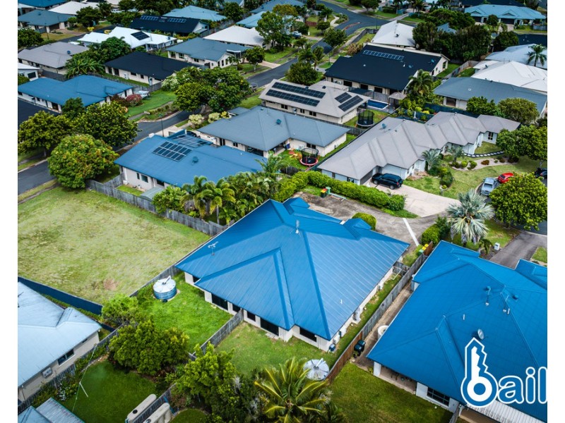 1/14 Bilgola Place, Blacks Beach QLD 4740