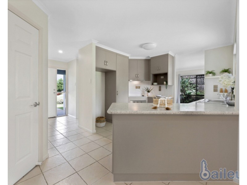 18 Mulcahy Crescent, Eimeo QLD 4740