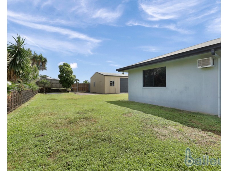 18 Mulcahy Crescent, Eimeo QLD 4740
