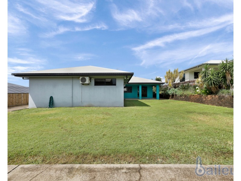 18 Mulcahy Crescent, Eimeo QLD 4740