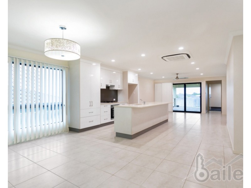 3 Bensara Drive, Beaconsfield QLD 4740
