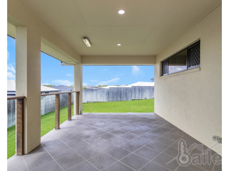 3 Bensara Drive, Beaconsfield QLD 4740